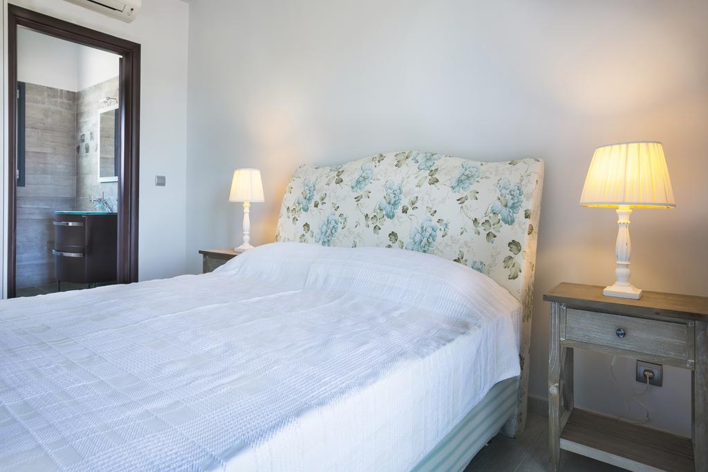 Seirios Luxury Villa Свороната Екстер'єр фото